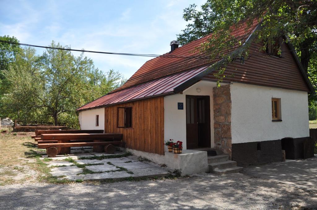 Holiday Home Rizvan City Brusane Exterior foto