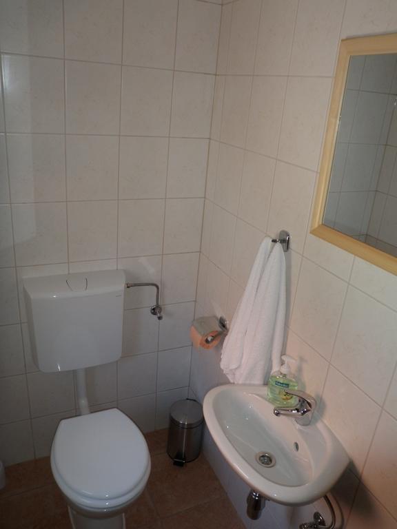 Holiday Home Rizvan City Brusane Exterior foto